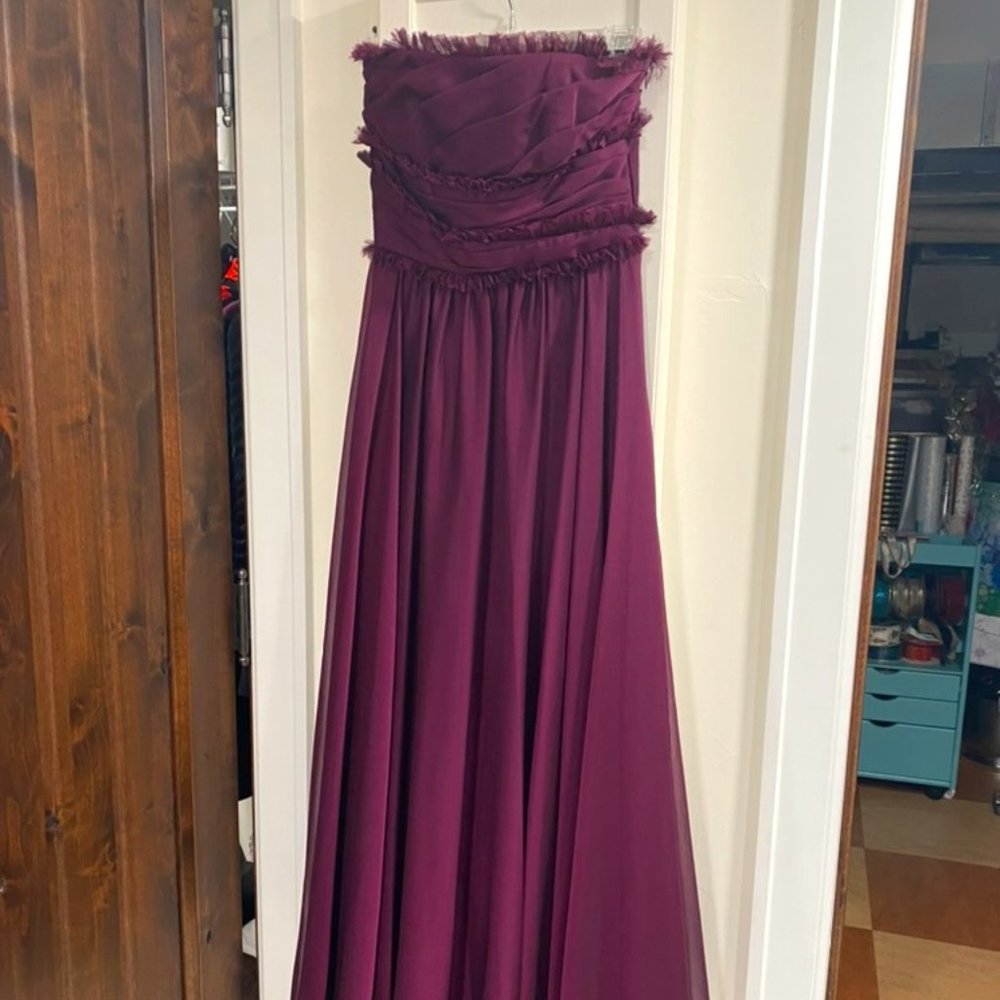MONIQUE LHUILLIER Chiffon Strapless Bridesmaid Gown | Size 4